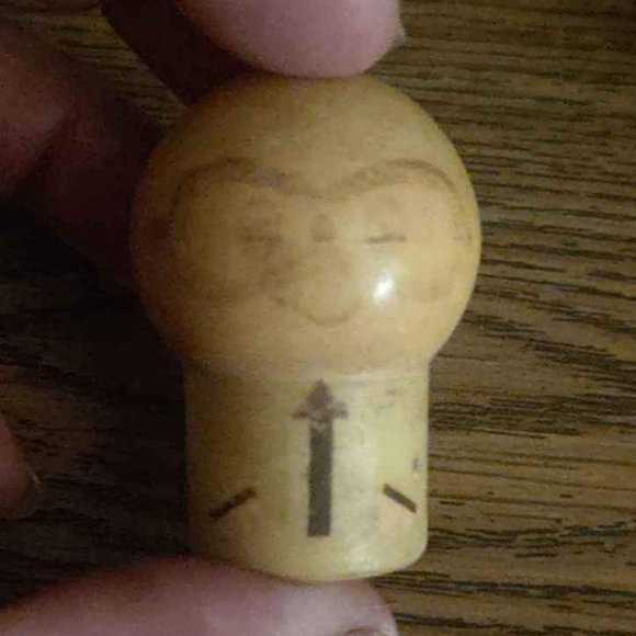 Vintage Mattel 1974 Putt Putt Train Engine, 2 Cars, and 3 People - Picture 3 of 8